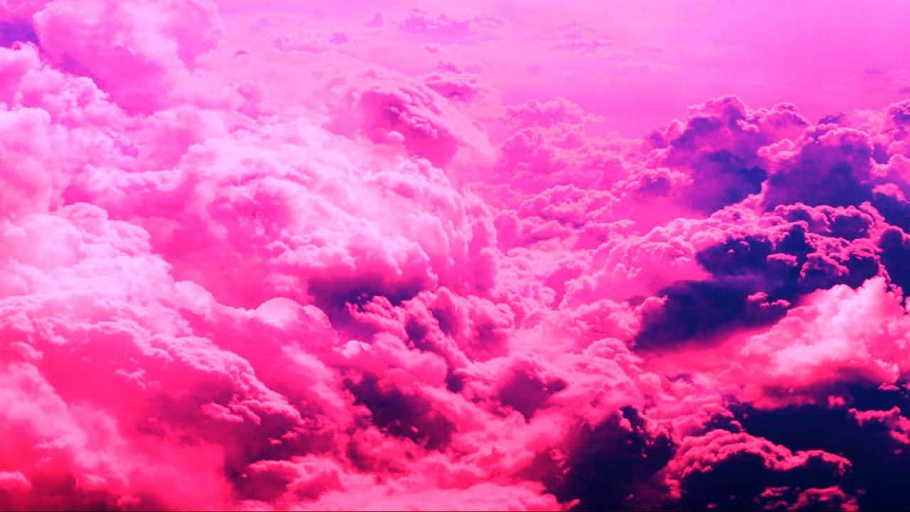 天空中優美的雲彩 壁紙