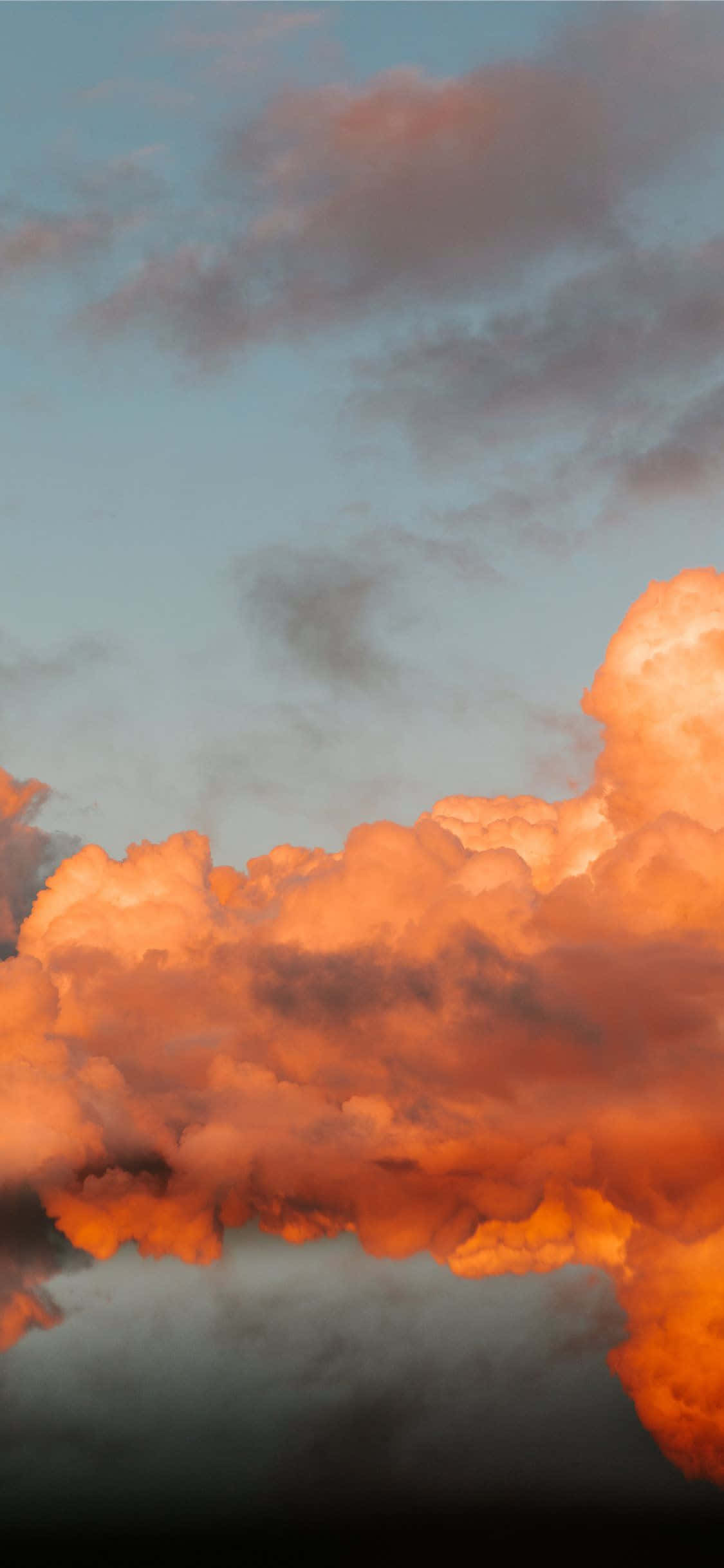 天空中有一朵雲 壁紙