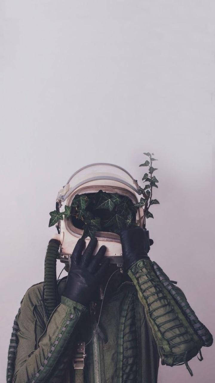太空人美學植栽頭盔 壁紙