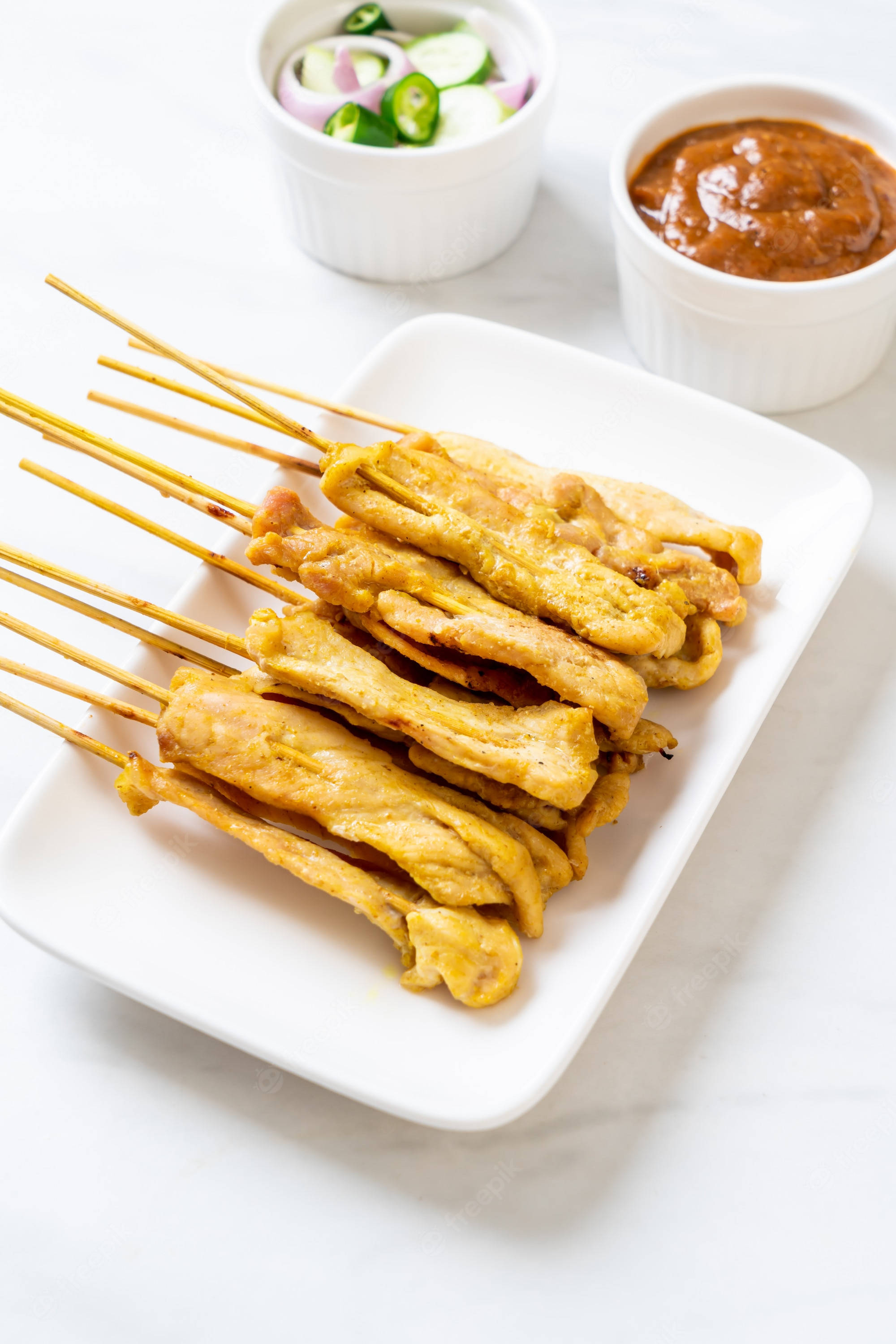 开胃的沙爹鸡肉东南亚美食 壁紙