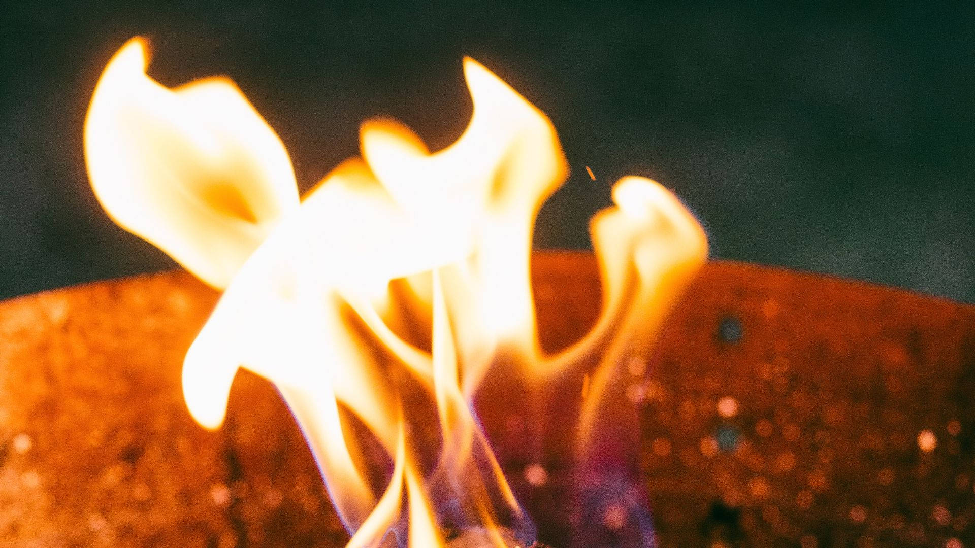 戶外火焰熱力 壁紙