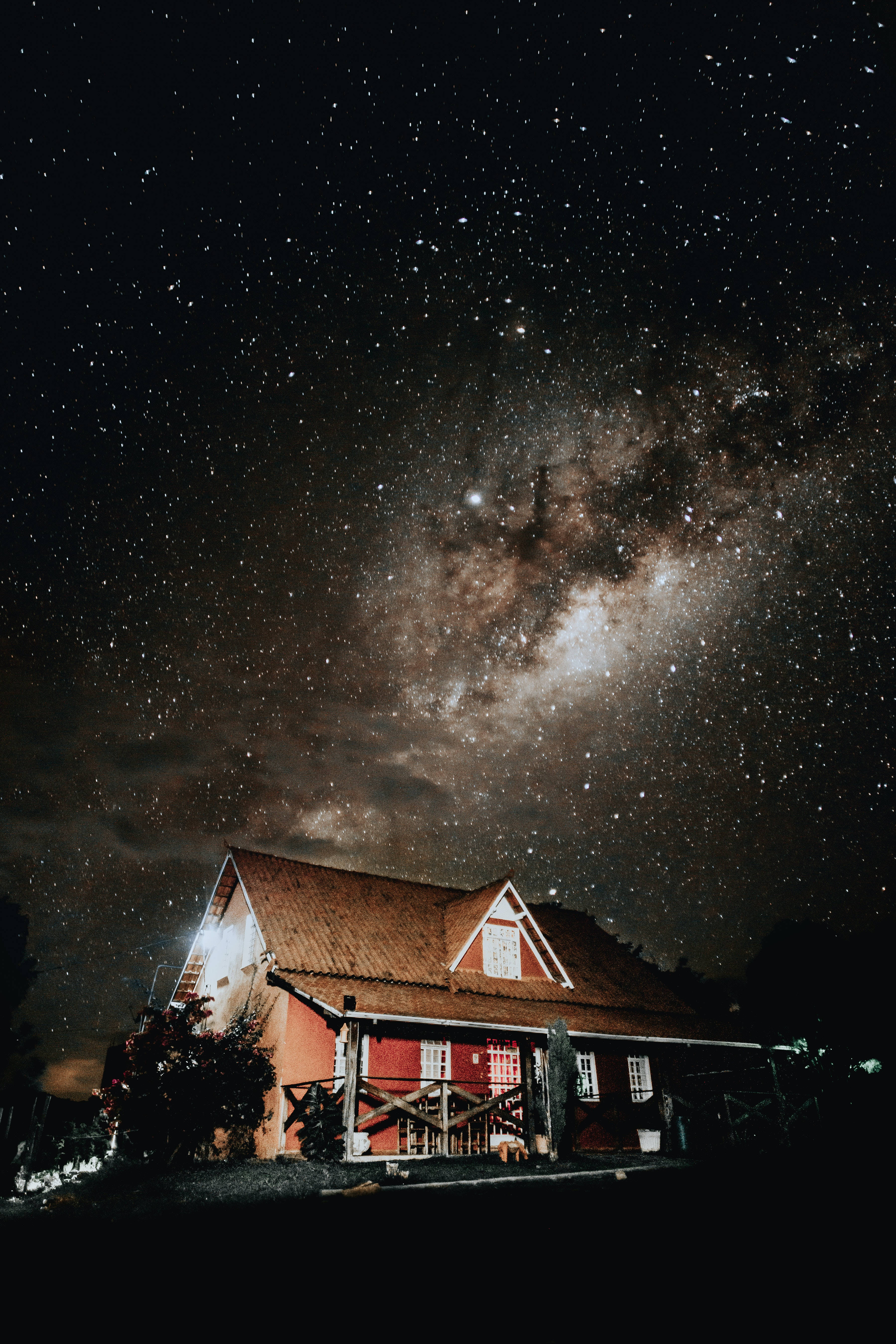 星空下的房子 壁紙