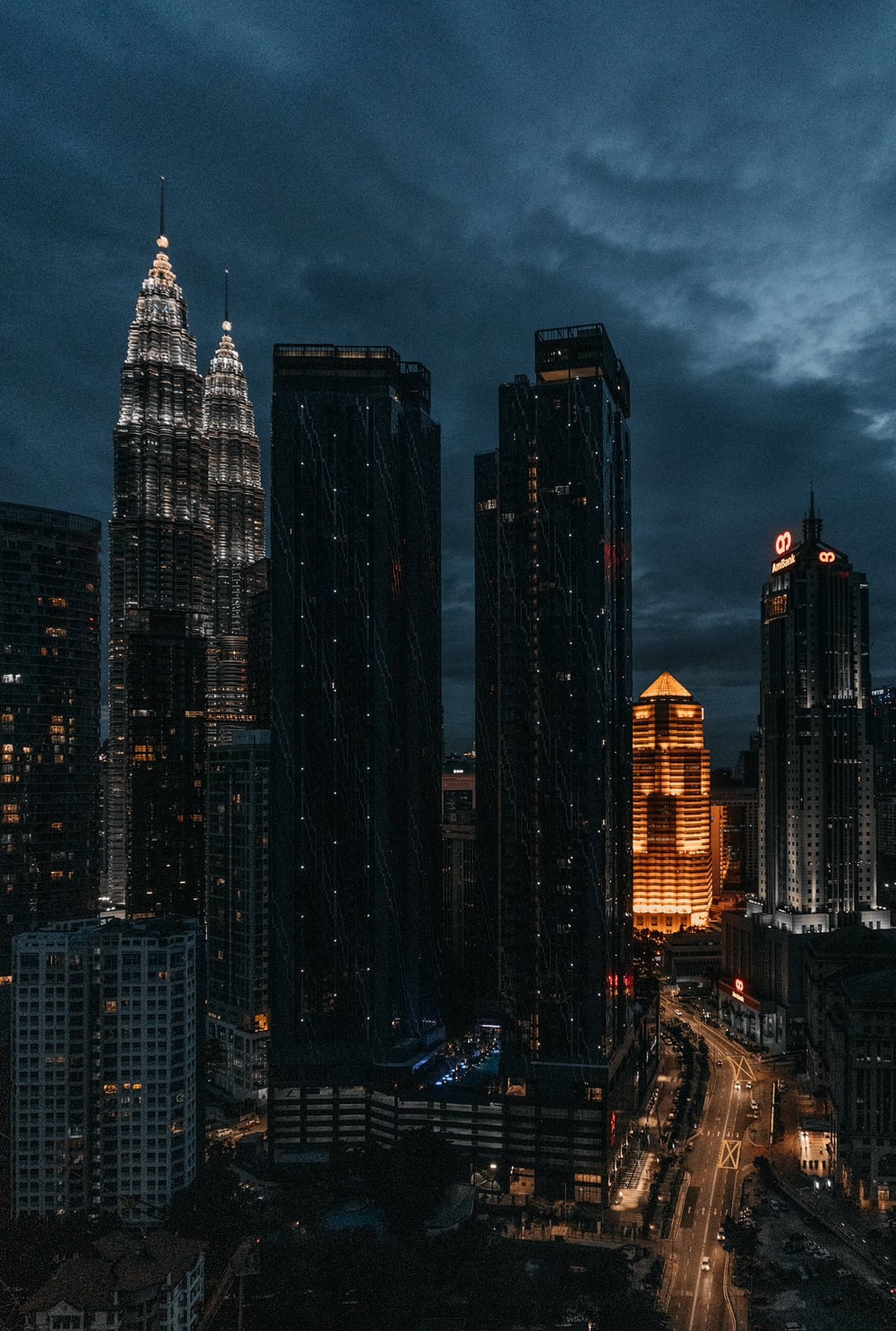 暗夜城市摩天樓 壁紙