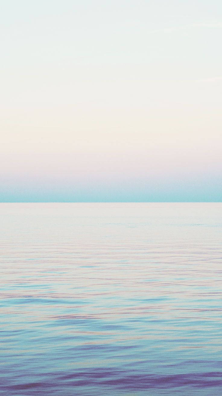淡色iPhone平靜海景 壁紙