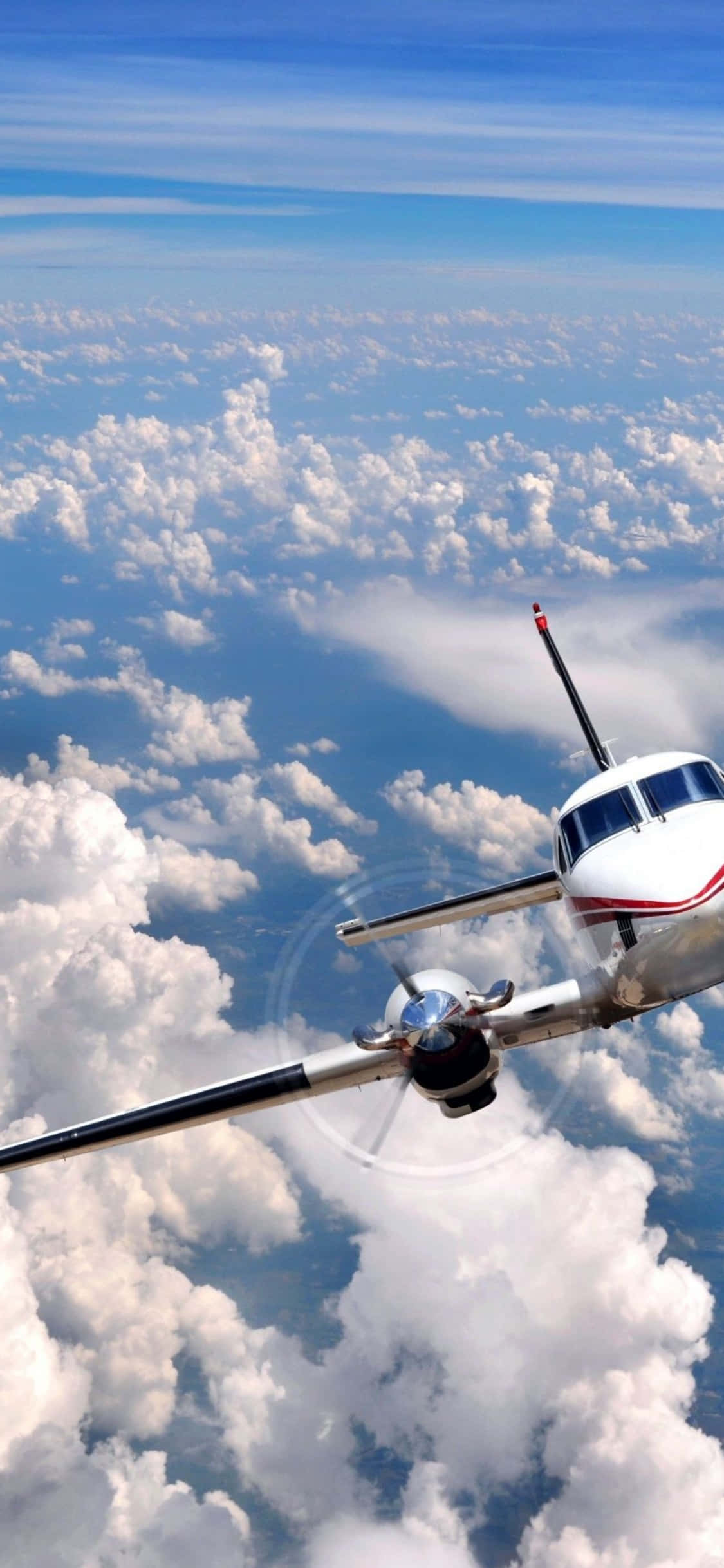 iPhone Xs 與 Microsoft Flight Simulator 的精彩冒險 壁紙