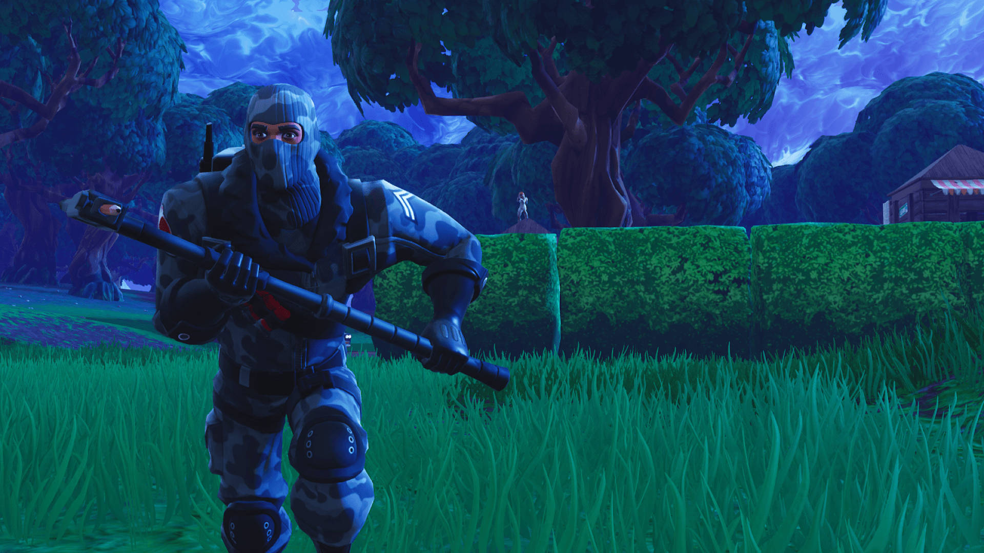 大亂鬥角色在夜晚手持鎬奔跑於堡壘之夜遊戲中的HD桌布 — Fortnite 壁紙