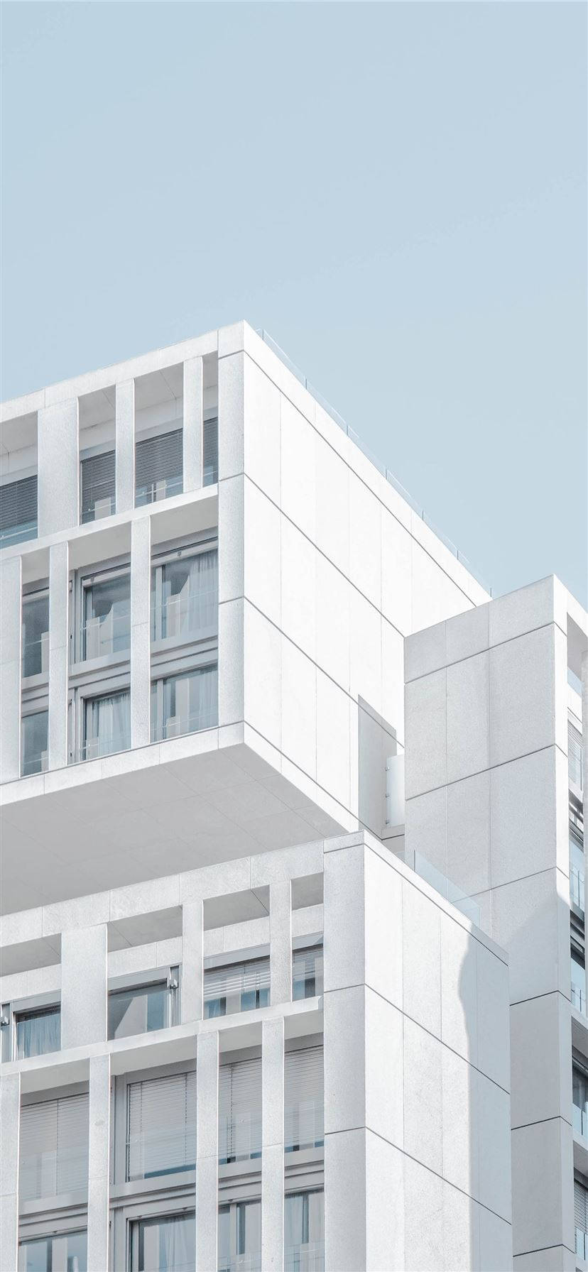 白色現代建築 iPhone 壁紙
