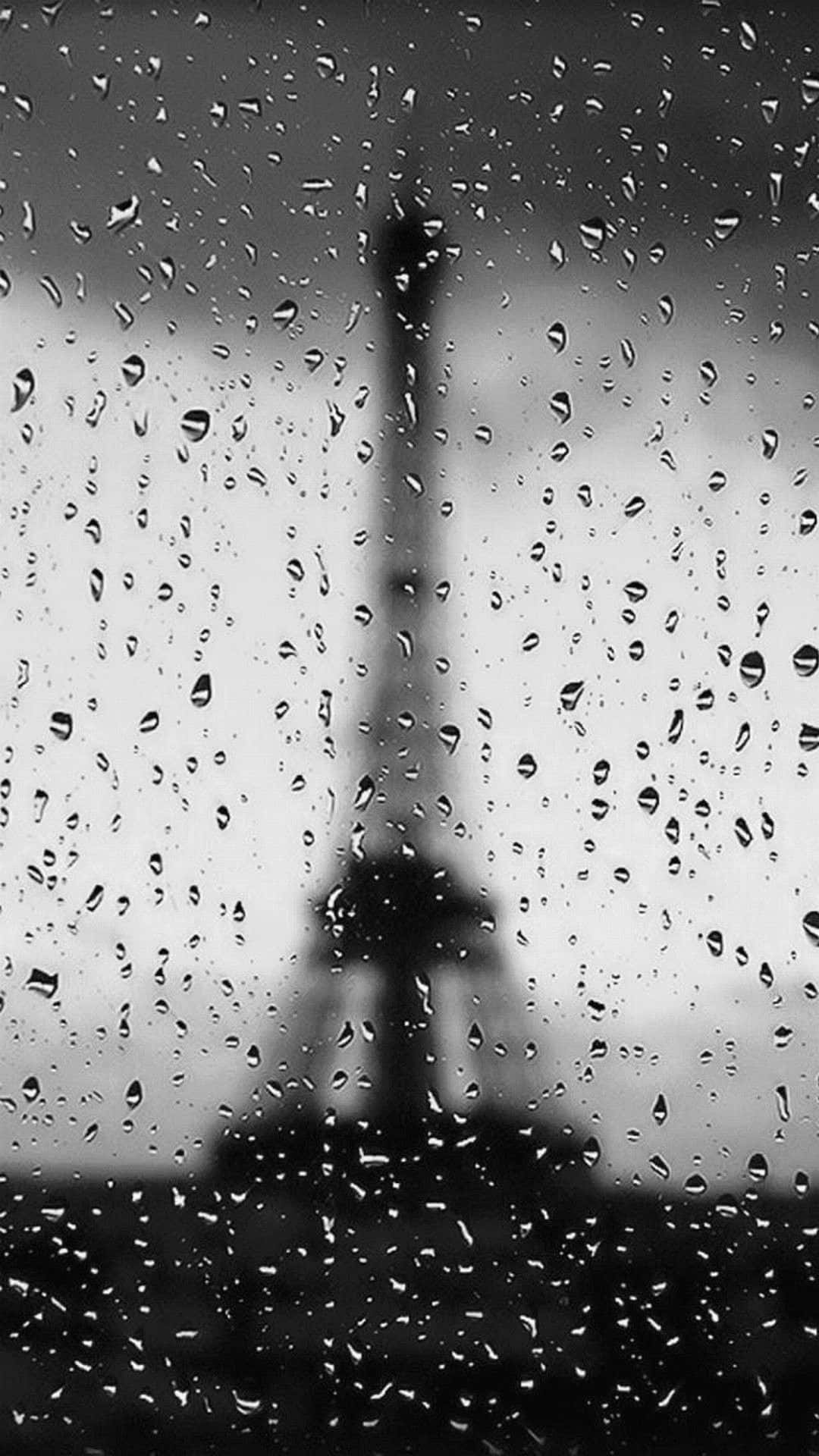 窗上的雨滴 壁紙