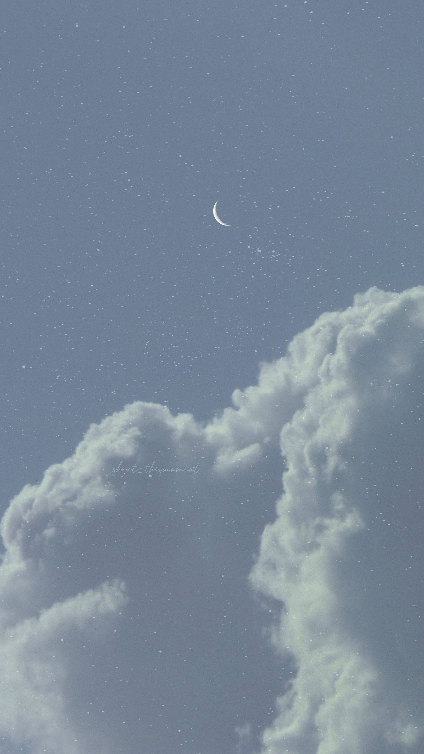 簡約藍色美學夜空 壁紙