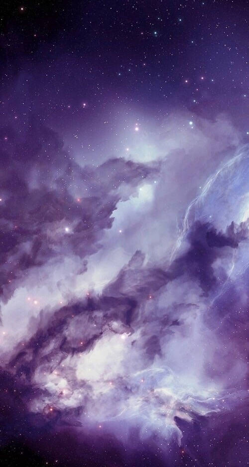 紫色星系白色雲朵 iPhone 桌布 壁紙