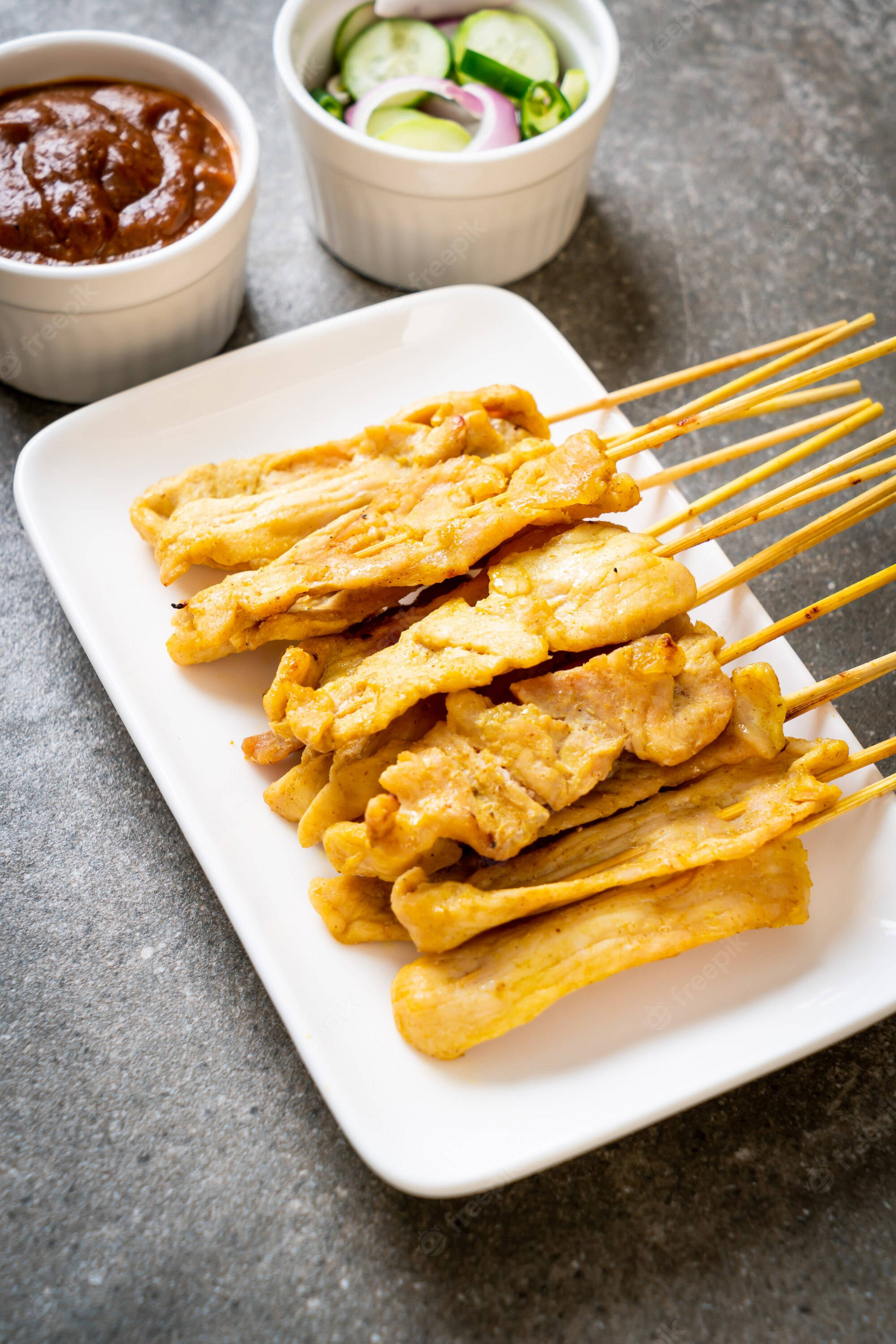 美味沙爹鸡肉串——东南亚风味 壁紙