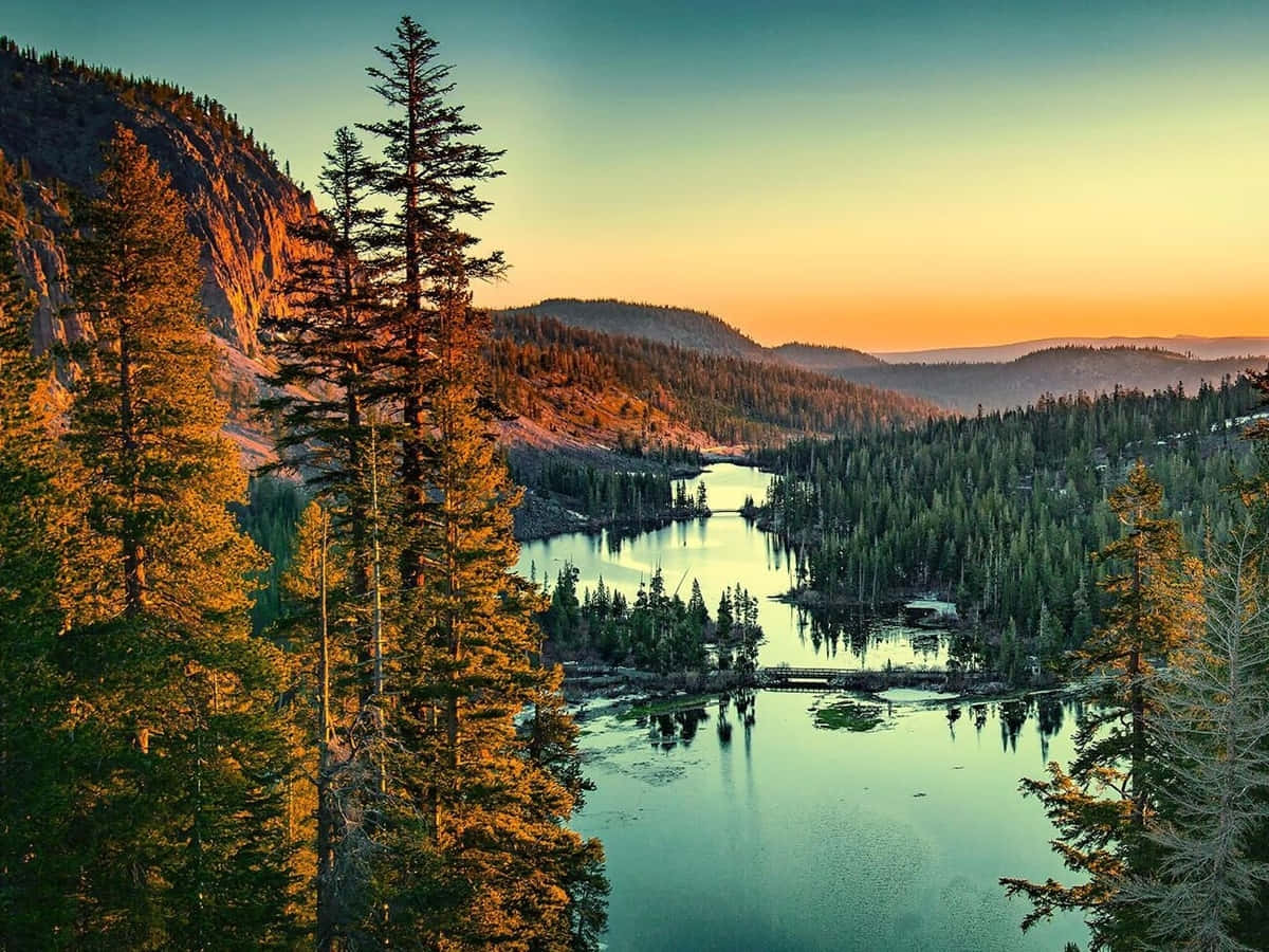 自然雙子湖美景 壁紙