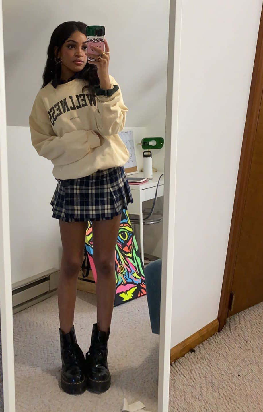 透過美學表達探索情感 壁紙