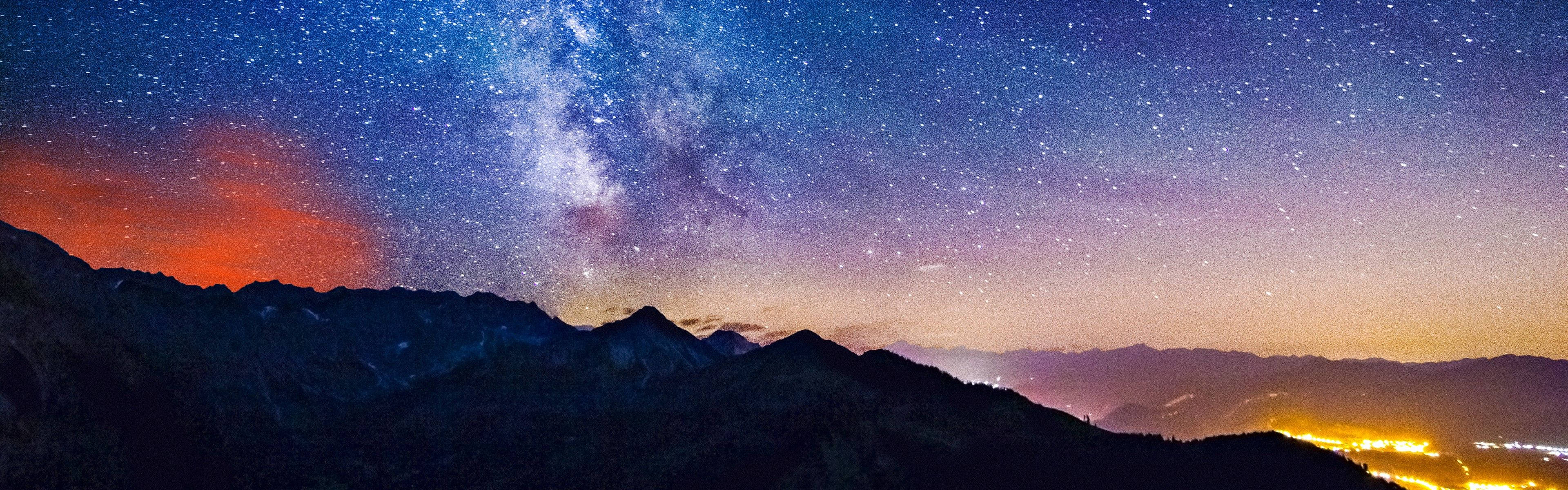 「雙螢幕絕美星空夜景」 壁紙
