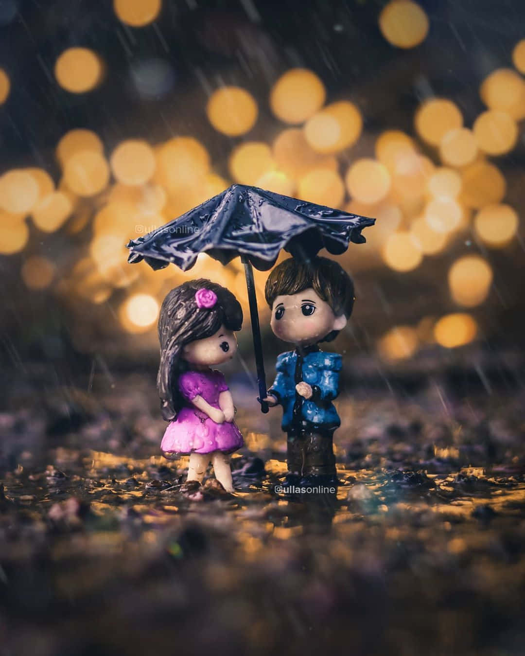 雨中相依的恋人 壁紙