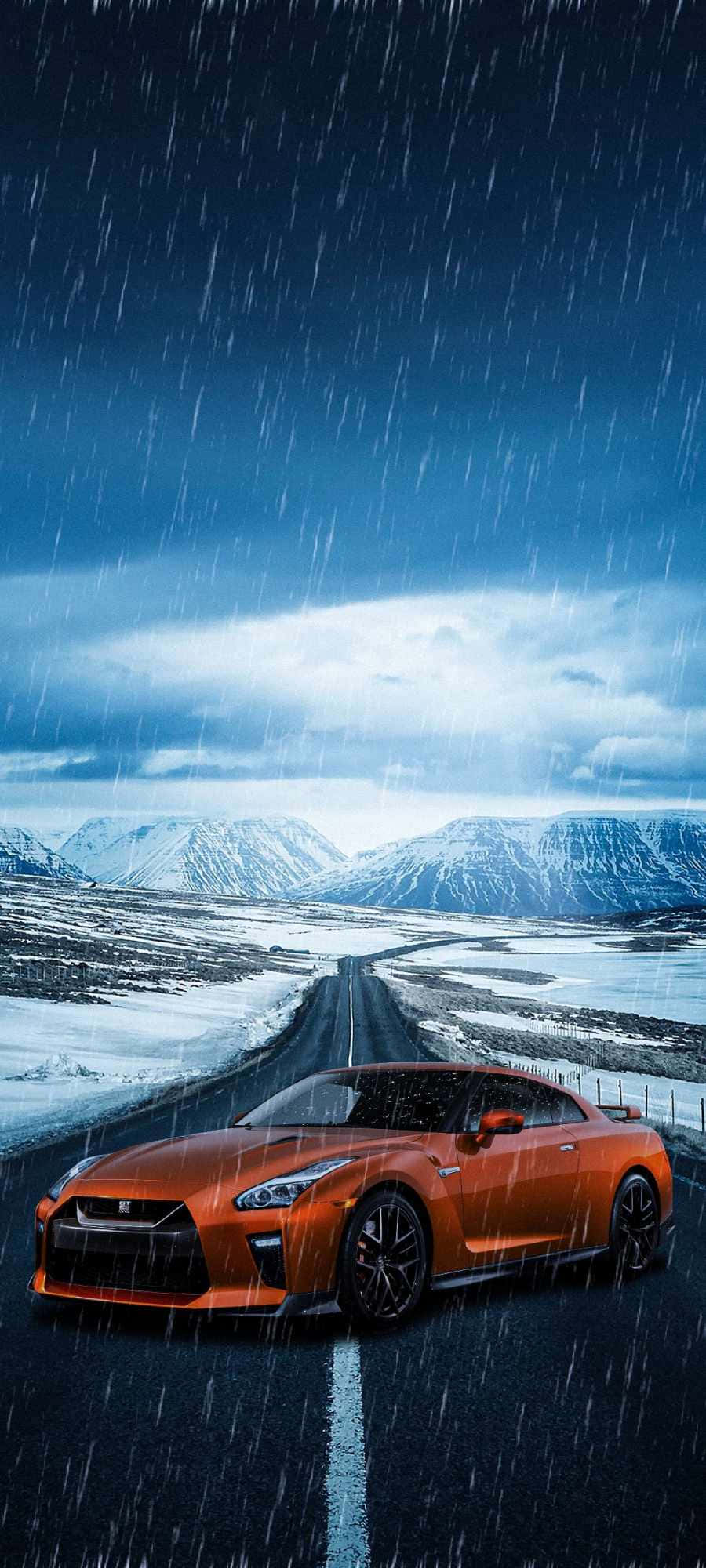 雨中行駛的跑車 壁紙