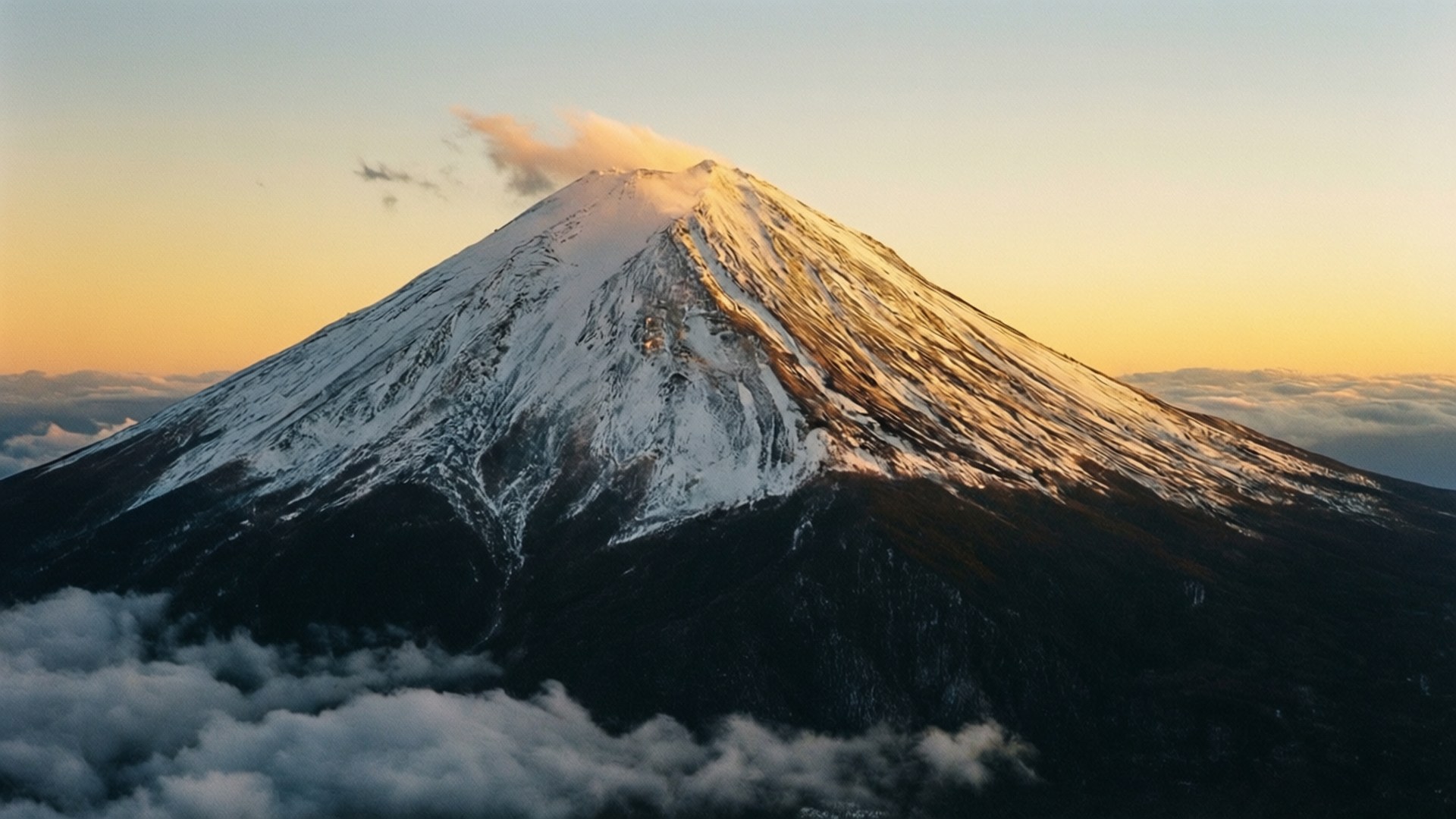 雪峰日出 壁紙