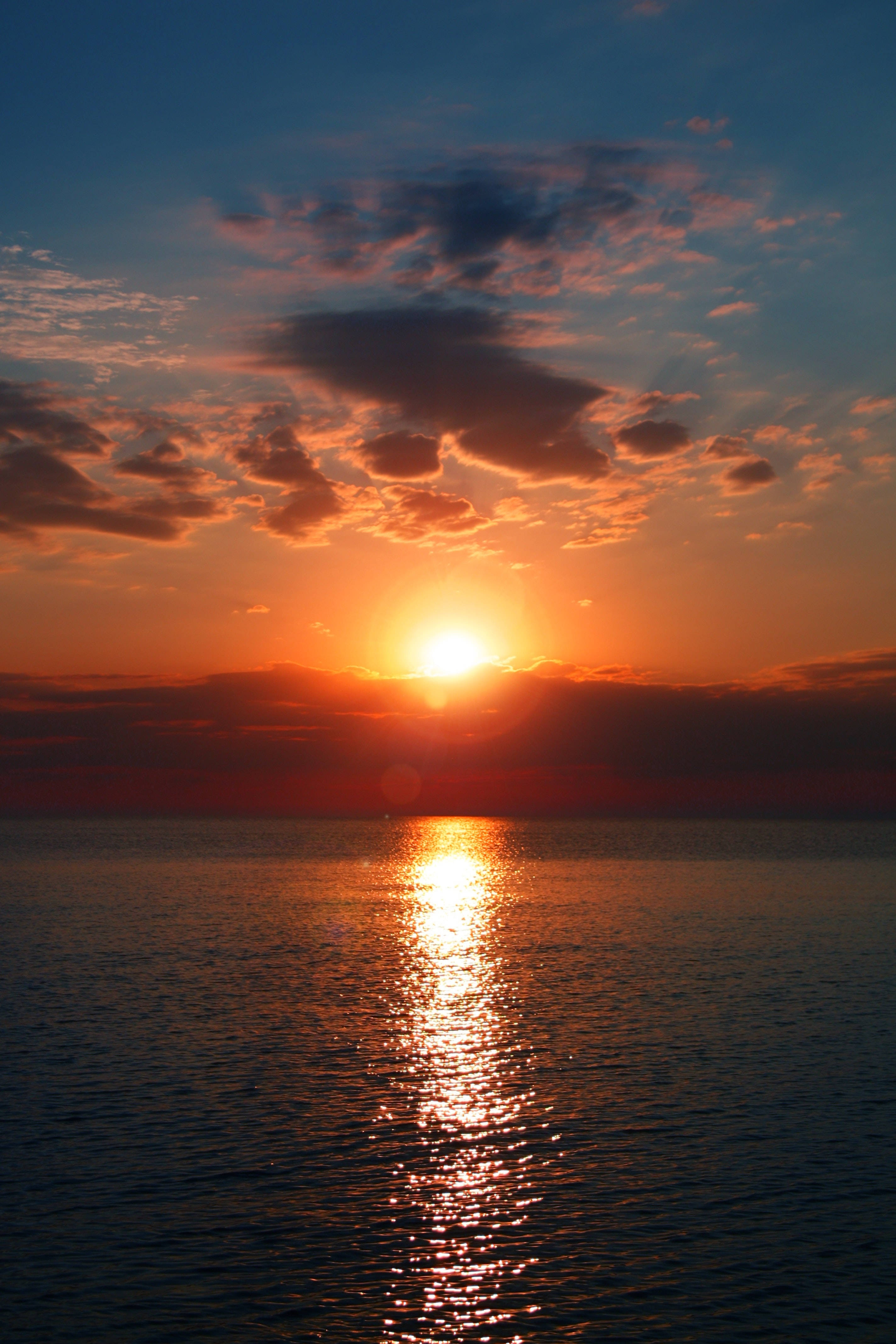 雲端夕日美學天空 壁紙
