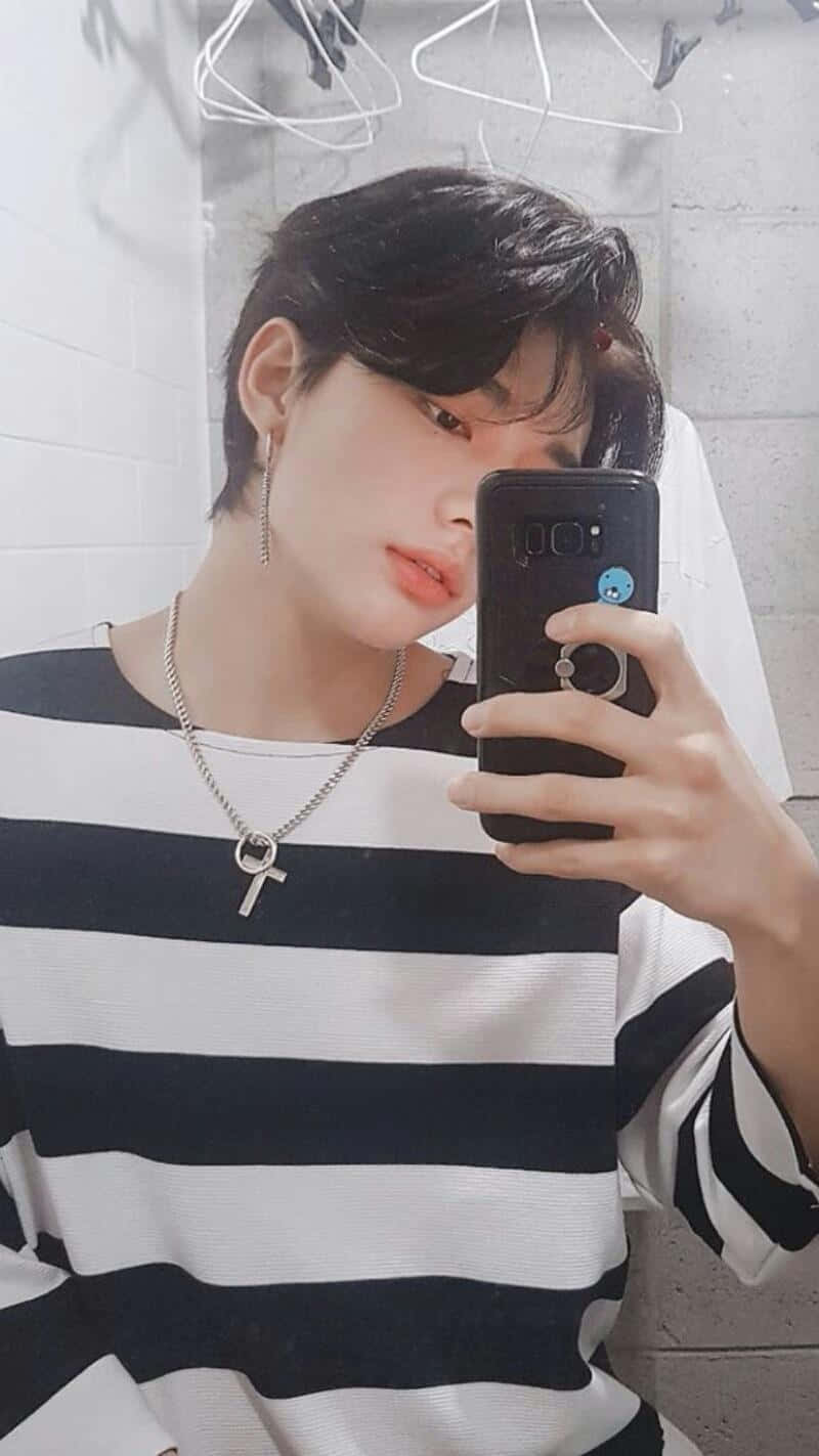 hyunjin桌布 — Stray Kids 壁紙