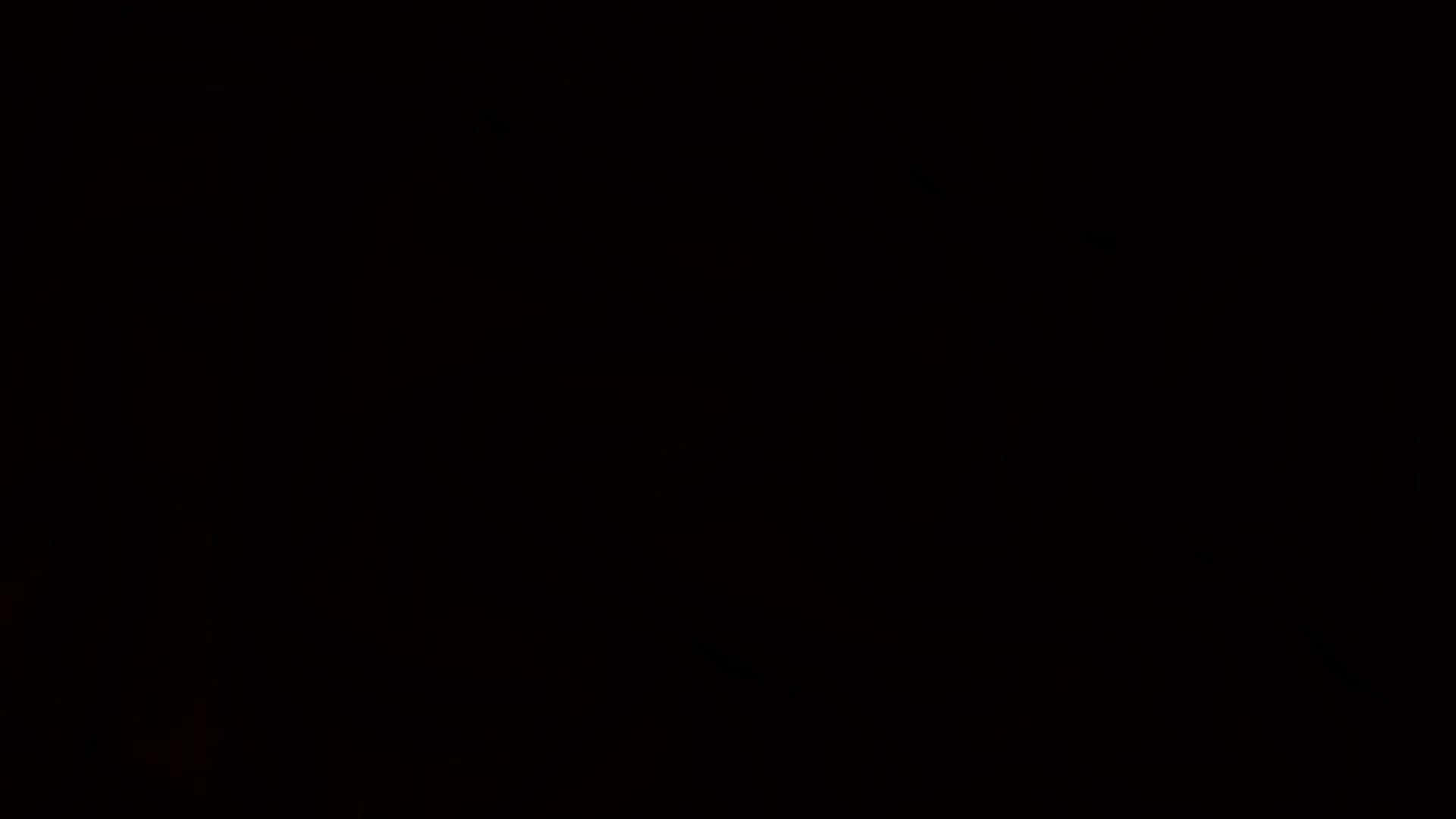 黑暗中持相机的男子 壁紙