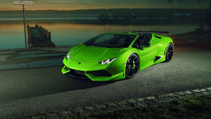1366X 768 HD 绿色跑车