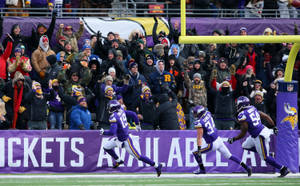 Adam Thielen 足球進球