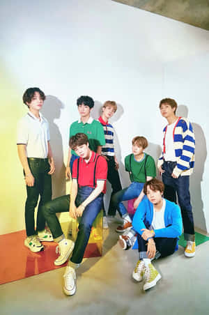 BTS休閒穿搭寫真 — 华为MatePad 11.5 (2026) 壁紙