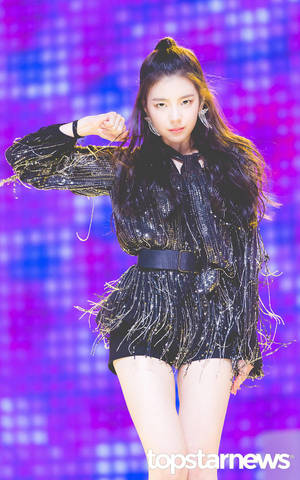 Lia ITZY It'z Different 出道 showcase 桌布 — Galaxy Tab S 壁紙
