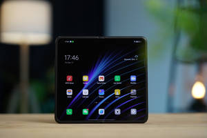 Oppo Find N折叠智能手机 — Oppo 壁紙
