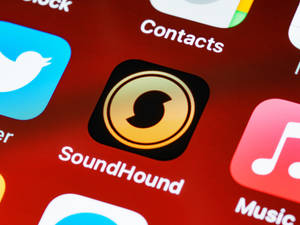 Soundhound應用 iOS 13 — iPhone 14 壁紙