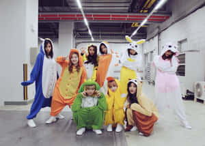 Twice 成员日常穿搭合照 — 트와이스 壁紙