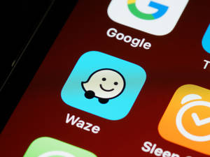 Waze應用 iOS 13 — iPhone 14 壁紙