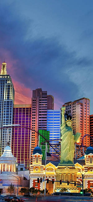 Vegas iPhone — 银河 A17 壁紙
