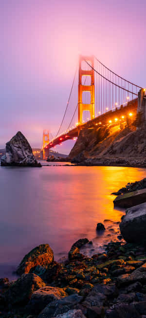 iPhone X 加州背景 — RedMagic 壁紙