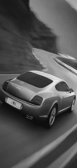 iPhone Xs Max Bentley 背景 — 三星 Galaxy S22 壁紙