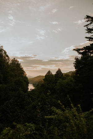 大烟山湖景 — 小米平板8 Pro 壁紙