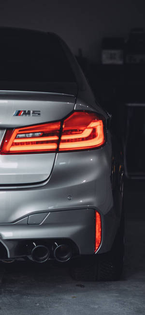 灰色 BMW M5 汽車 iPhone — iPhone 12 壁紙