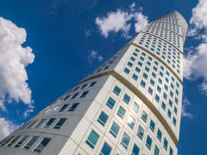 瑞典最高建築物旋轉中心（Turning Torso）的壯觀天際線景觀