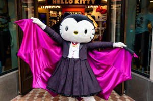 真人大小蝙蝠Hello Kitty萬聖節桌布 — Hello Kitty 萬聖節 壁紙