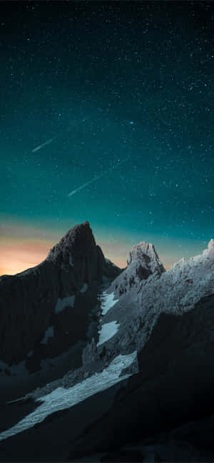 群山流星夜空 — Oppo A6 壁紙