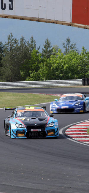 蓝色宝马 M6 GT3 赛车 iPhone — Galaxy S24 壁紙