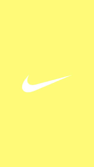 迷人可愛的柔和黃色美學搭配經典Nike標誌