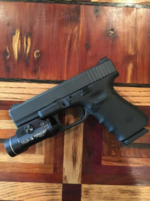 Glock 19 圖片 — iPad Pro M4 壁紙