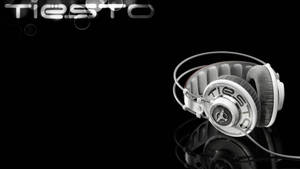酷炫Tiësto耳機桌布 — 电池节省 壁紙
