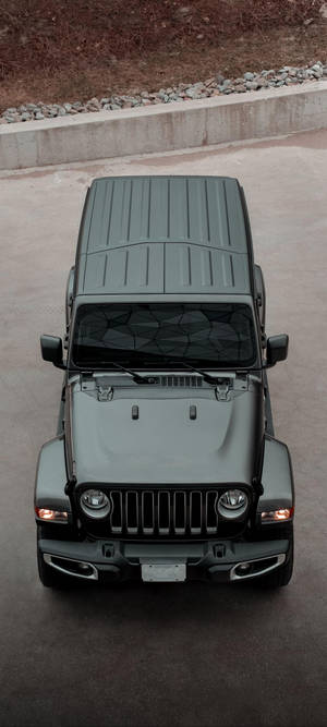 黑色 Jeep 空拍桌布 — iPhone 12 壁紙